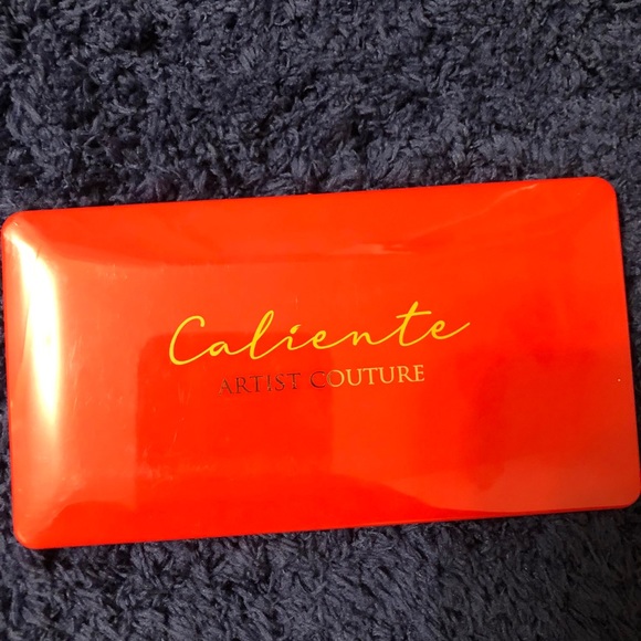 Artist Couture Caliente Eyeshadow Palette - Picture 3 of 4